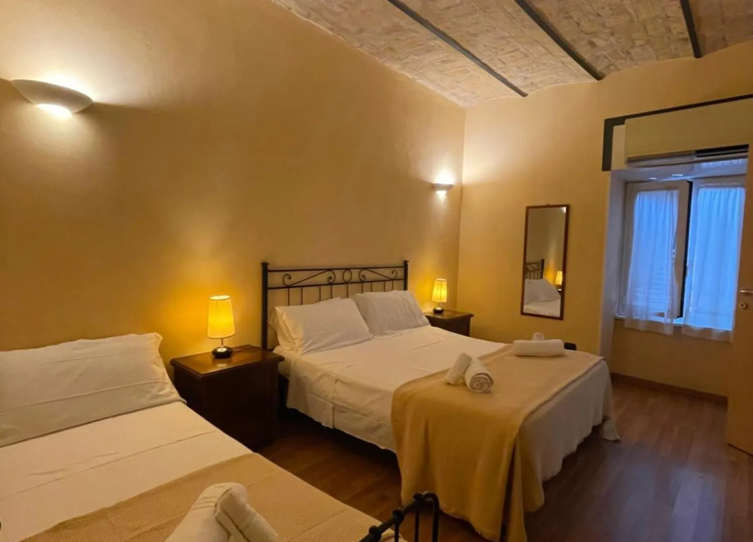 Holiday Suite Roma 0*, Rome
